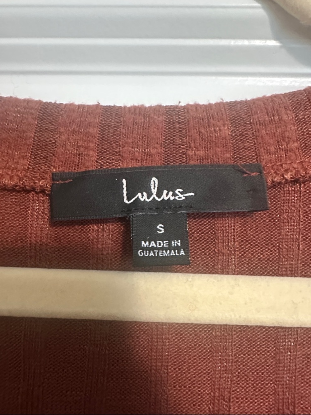 Lulu's Rust Ribbed V-Neck Sweater - Picture 3 of 4